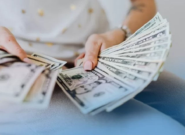 Gaji BRI Finance